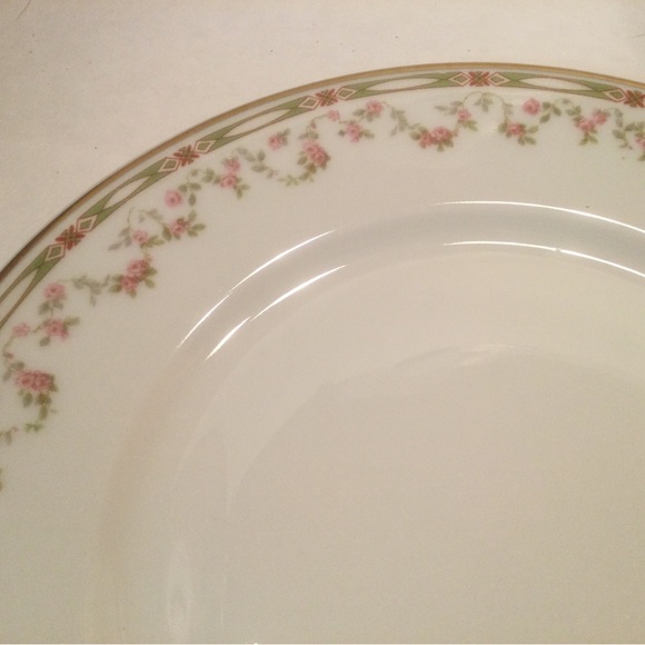 Theodore Haviland Luncheon Plate Limoges Geometric & Roses Border Schleiger 346 - Picture 5 of 5